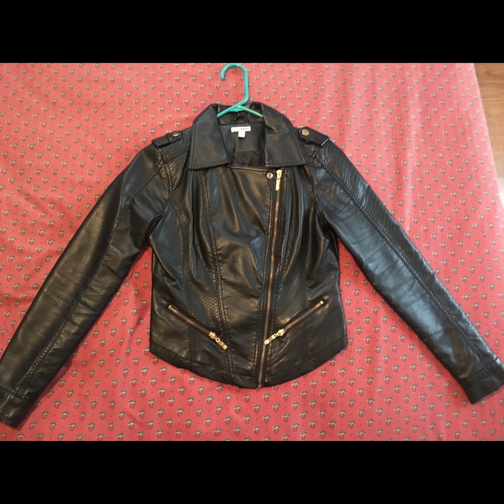 Bongo leather jacket.